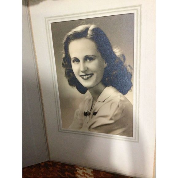 1930’s Photos Photography Pretty Women 7.5” x 10.5” - Picture 7 of 7